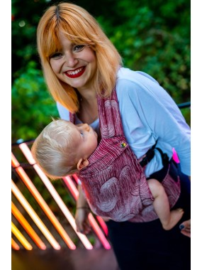 QUSY Standard 2.0 – innovative adjustable baby carrier QUSY Standard 2.0 – innovative adjustable baby carrier