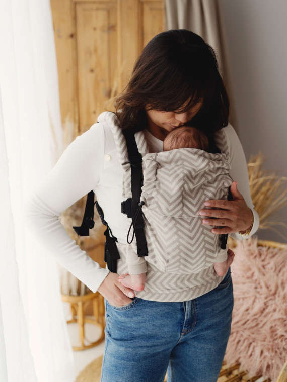 Little Frog Prime – lightweight, breathable newborn carrier