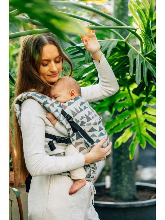 LennyLight – lightweight and intuitive baby carrier