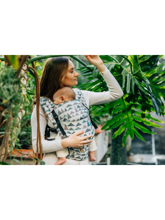 LennyLight – lightweight and intuitive baby carrier