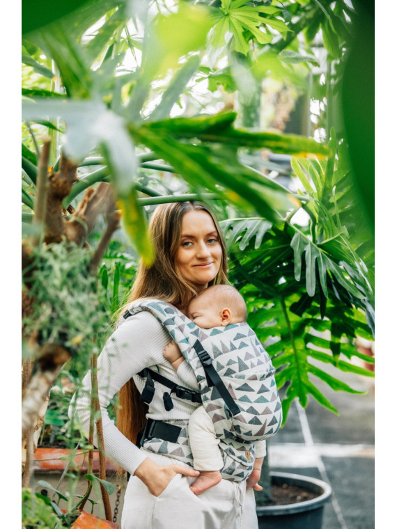 LennyLight – lightweight and intuitive baby carrier