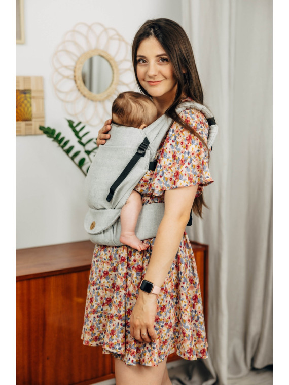 LennyLight – lightweight and intuitive baby carrier