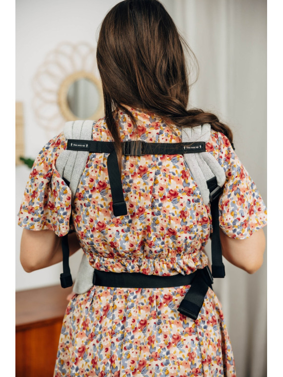 LennyLight – lightweight and intuitive baby carrier