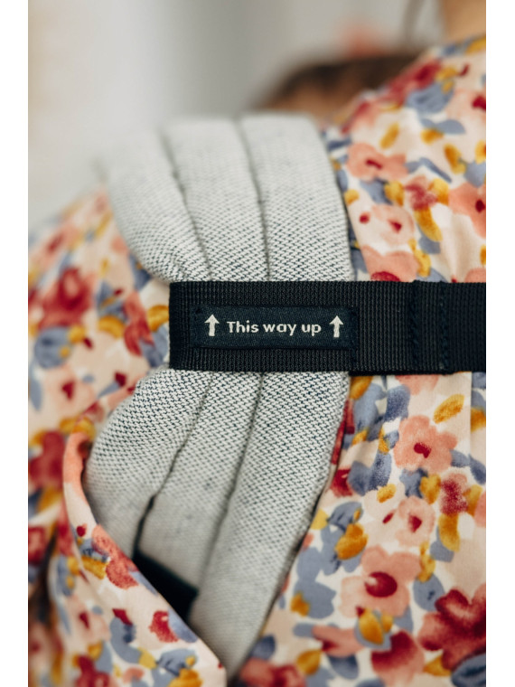 LennyLight – lightweight and intuitive baby carrier