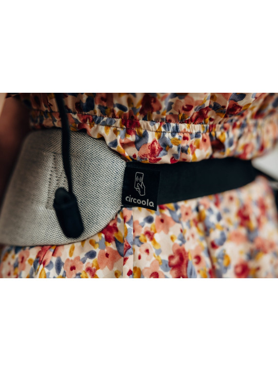LennyLight – lightweight and intuitive baby carrier