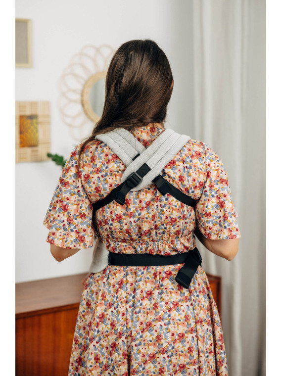 LennyLight – lightweight and intuitive baby carrier