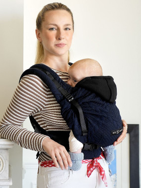 LOVE RADIUS HoodieCarrier 2 – ergonoomiline kandekott vastsündinule