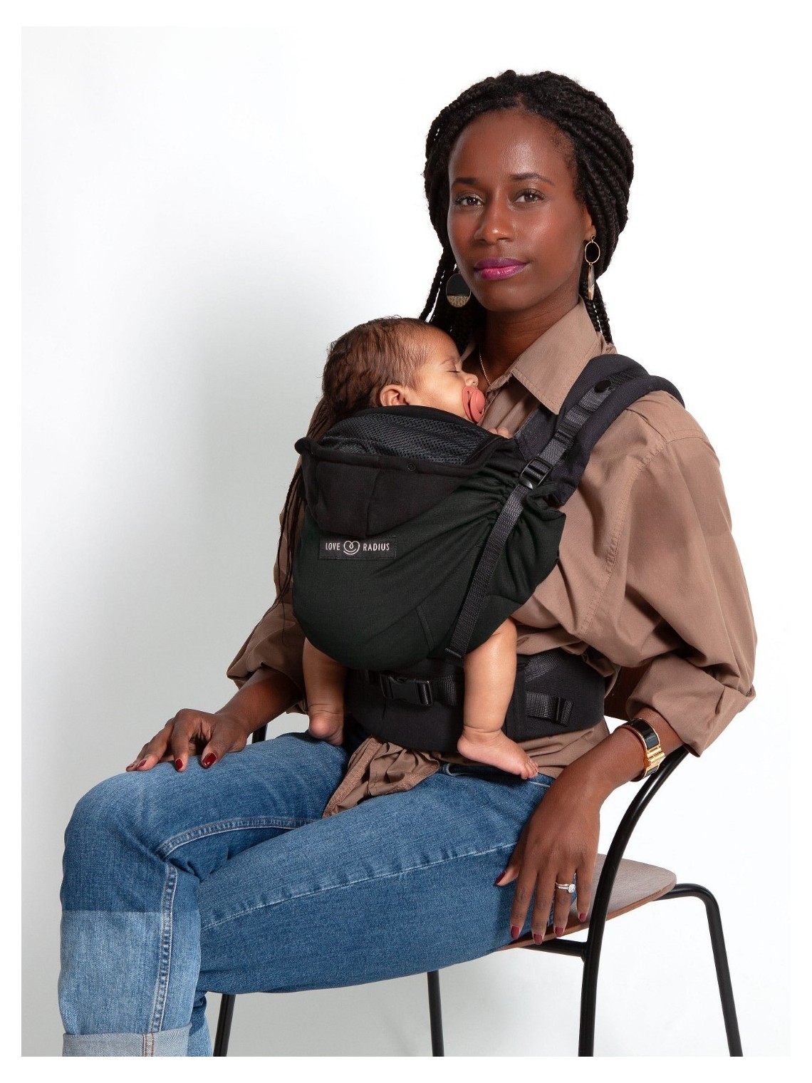 LOVE RADIUS HoodieCarrier 2 – ergonomic baby carrier from birth LOVE RADIUS HoodieCarrier 2 – ergonomic baby carrier from birth