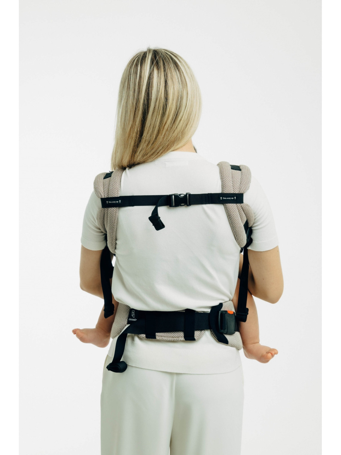 LennyUpGrade – mugav ja paindlik lapsekandmiskott alates 3,5 kg