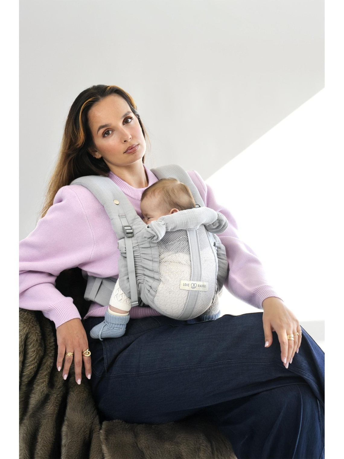 Love Radius PhysioCarrier 2 – ergonomic baby carrier from birth | babysling.eu