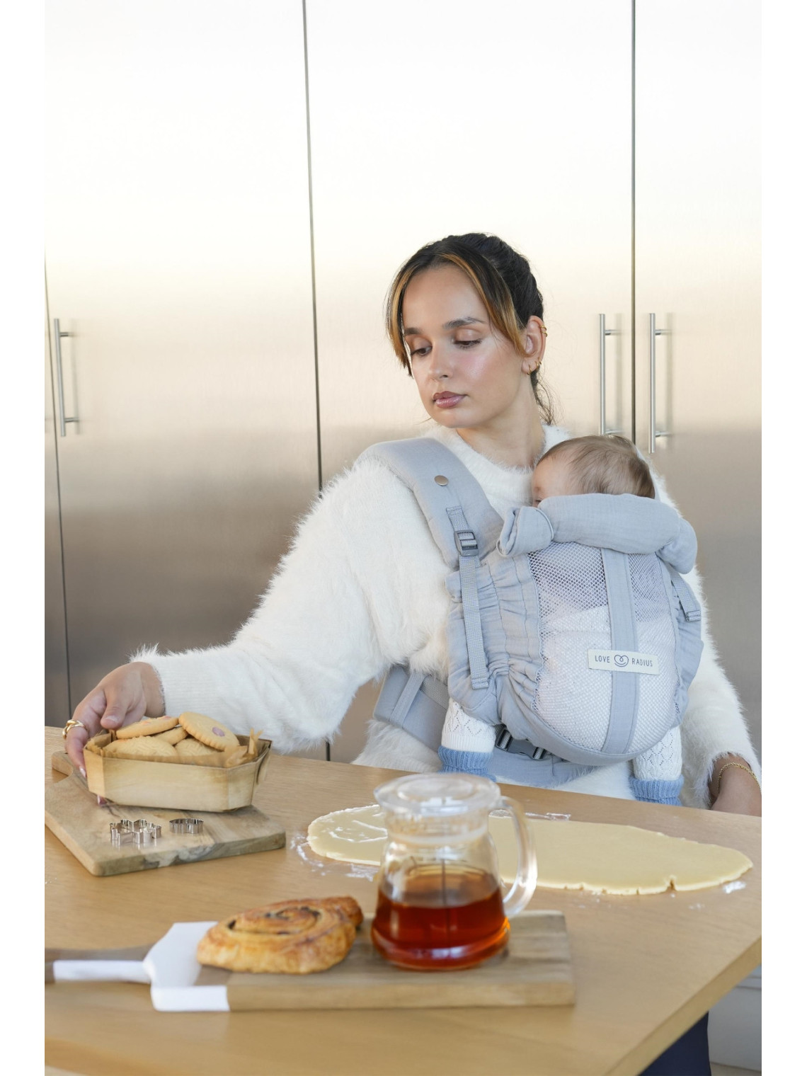 Love Radius PhysioCarrier 2 – ergonomic baby carrier from birth | babysling.eu