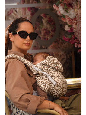 LOVE RADIUS HoodieCarrier 2 – ergonomic baby carrier from birth