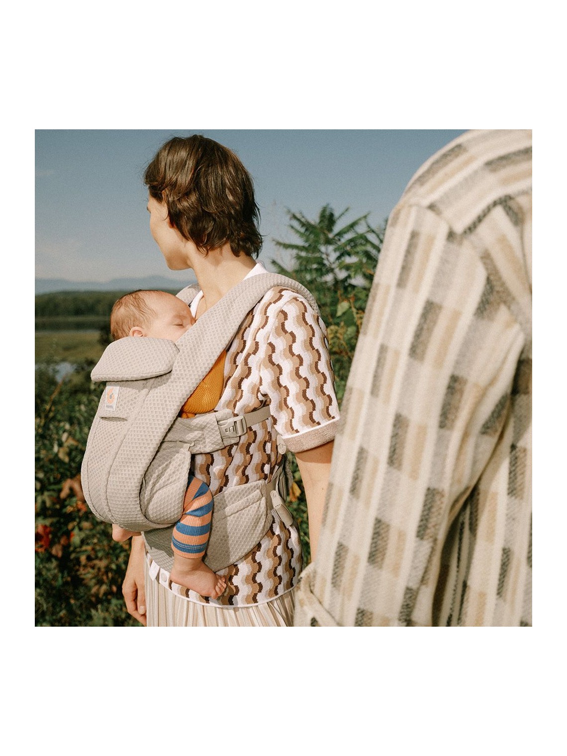 Ergobaby Omni Deluxe Baby Carrier