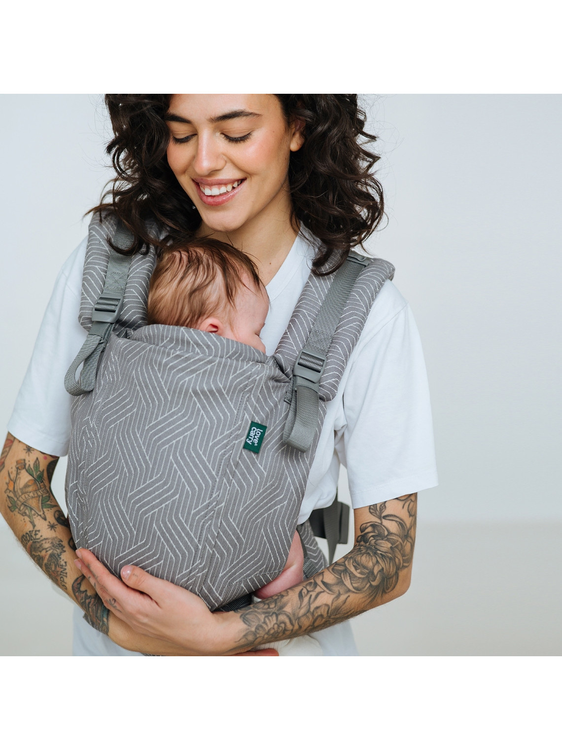 Love & Carry ONE EVO kandekott sünnist | Ergonoomiline beebikandekott