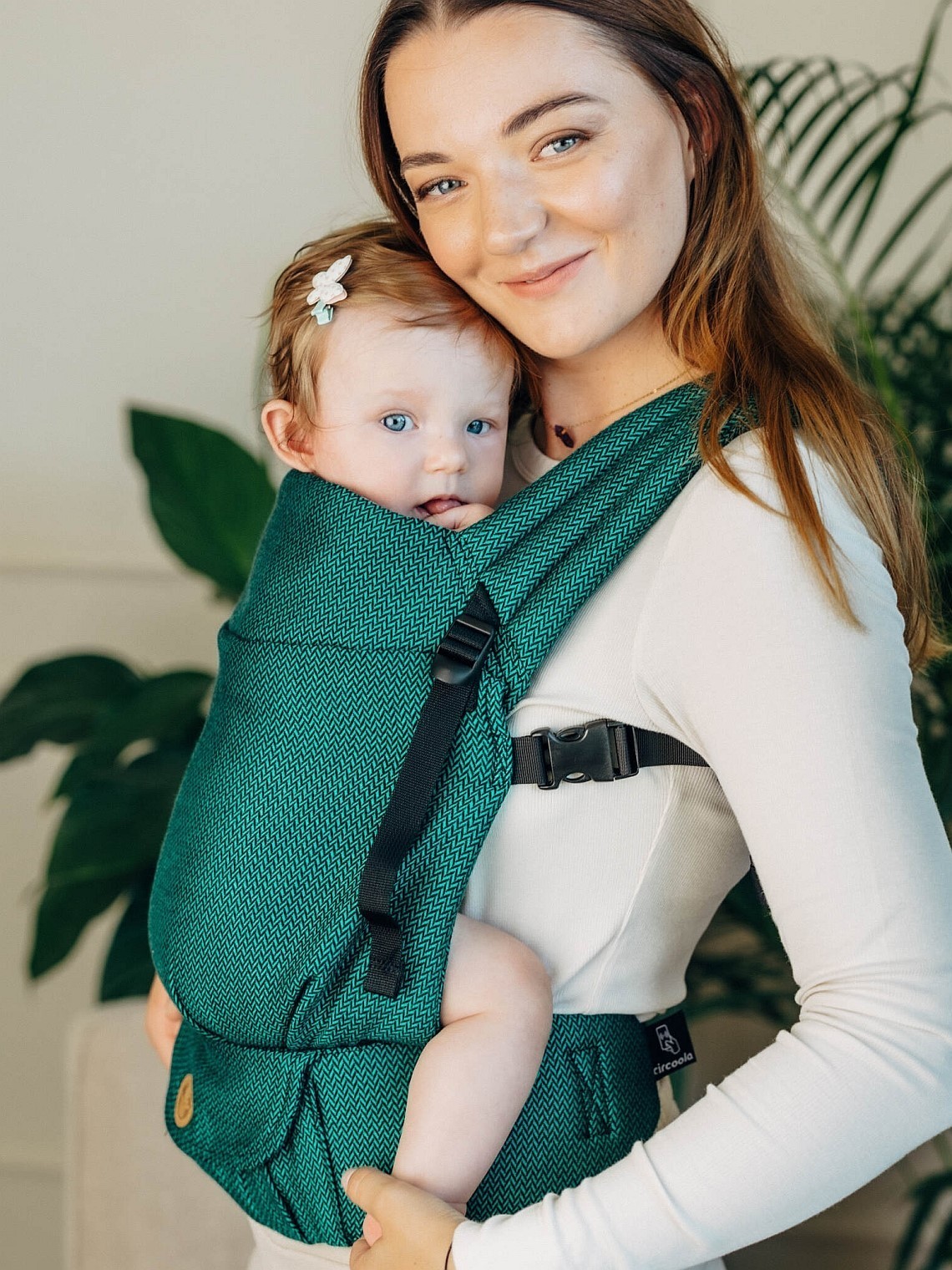 LennyLight – lightweight and intuitive baby carrier
