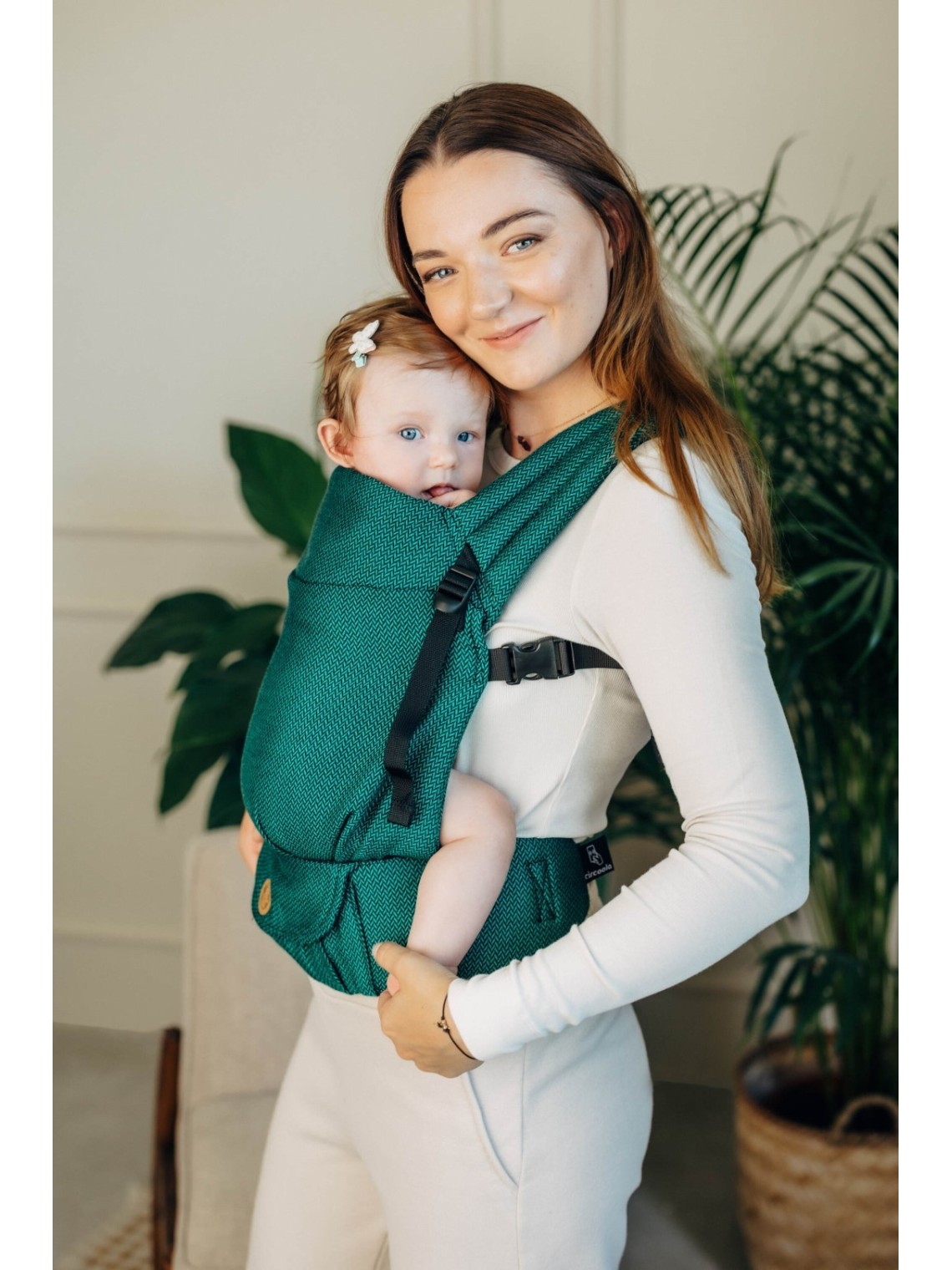 LennyLight – lightweight and intuitive baby carrier LennyLight – lightweight and intuitive baby carrier