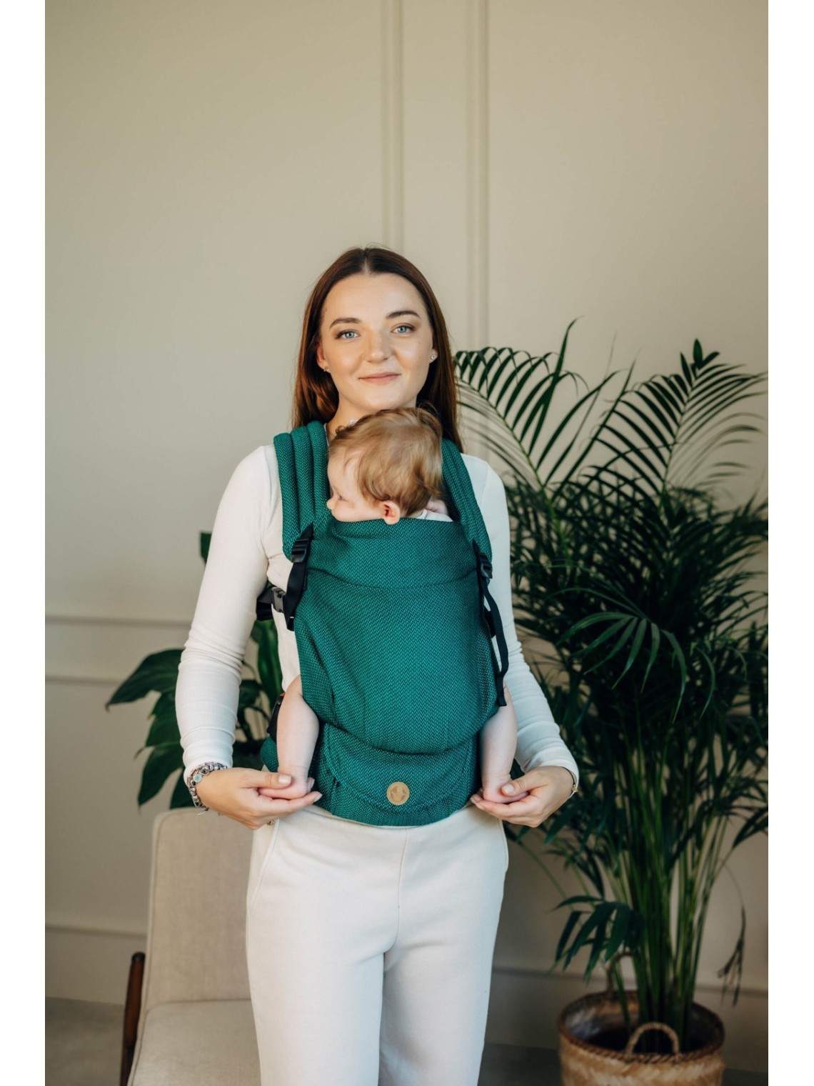 LennyLight – lightweight and intuitive baby carrier LennyLight – lightweight and intuitive baby carrier