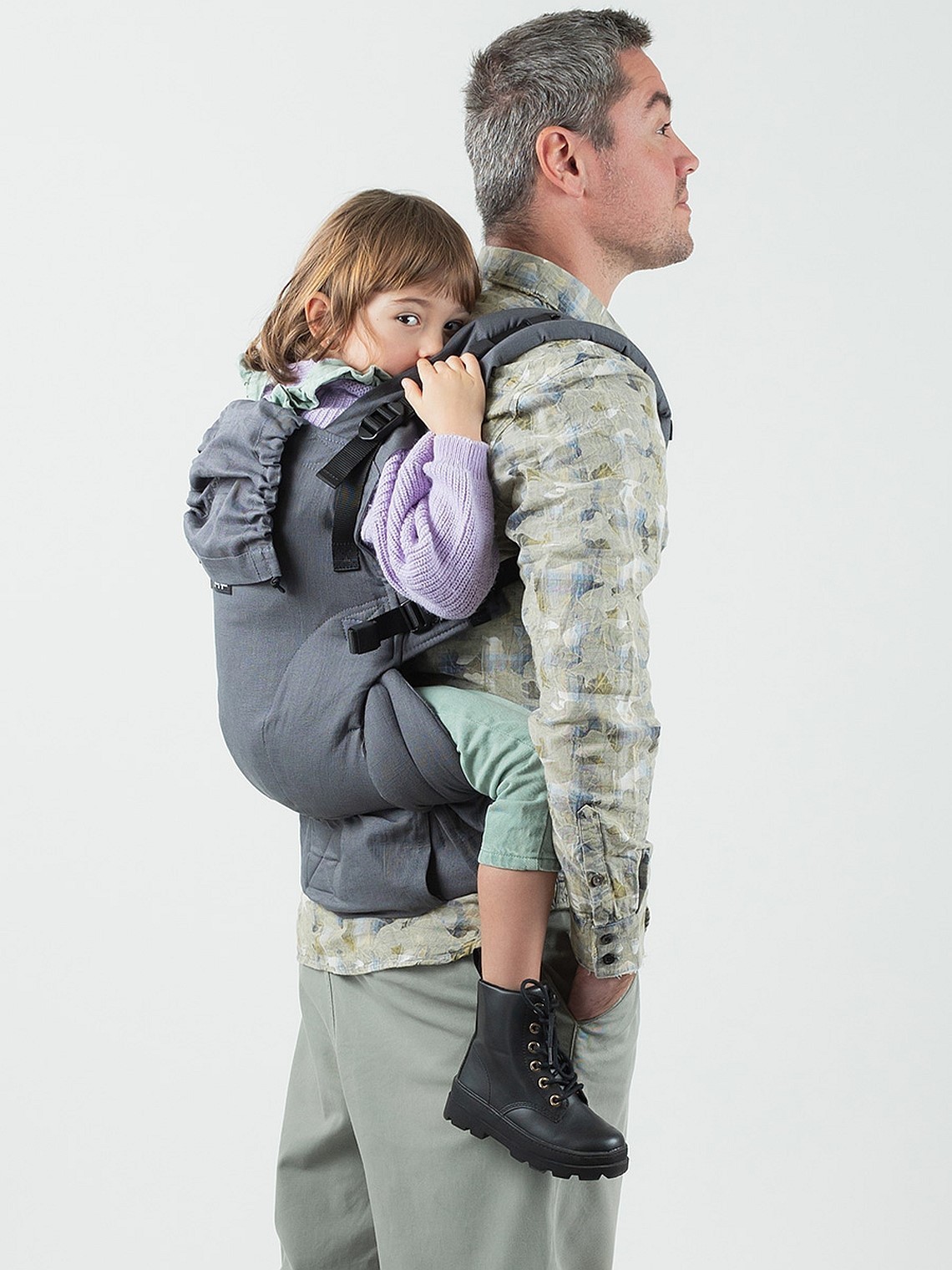 ISARA THE ONE Baby Carrier – From Newborn to Preschooler | Ergonomic and Fully Adjustable ISARA THE ONE Baby Carrier – From Newborn to Preschooler | Ergonomic and Fully Adjustable