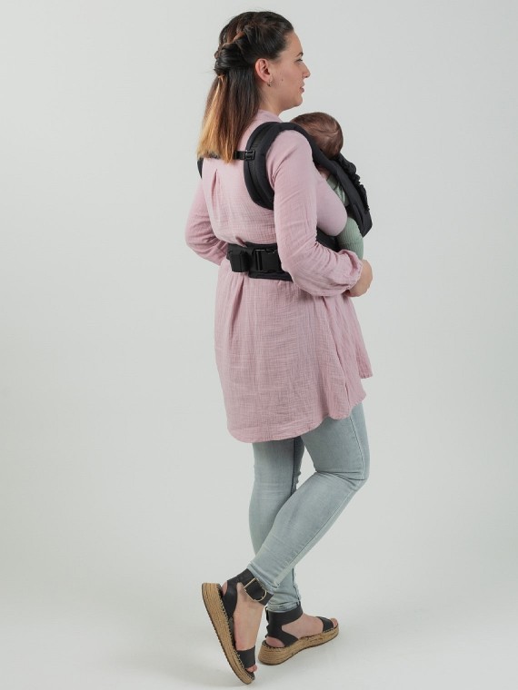 ISARA Quick Full Buckle – easy, fast, and ergonomic baby carrier