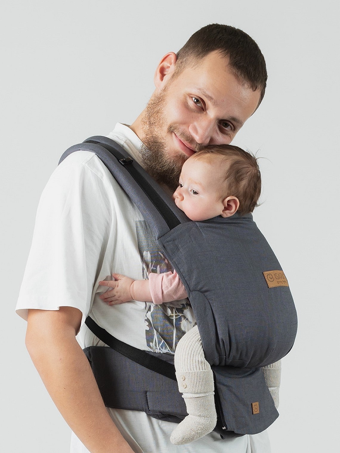 ISARA Quick Full Buckle – easy, fast, and ergonomic baby carrier ISARA Quick Full Buckle – easy, fast, and ergonomic baby carrier