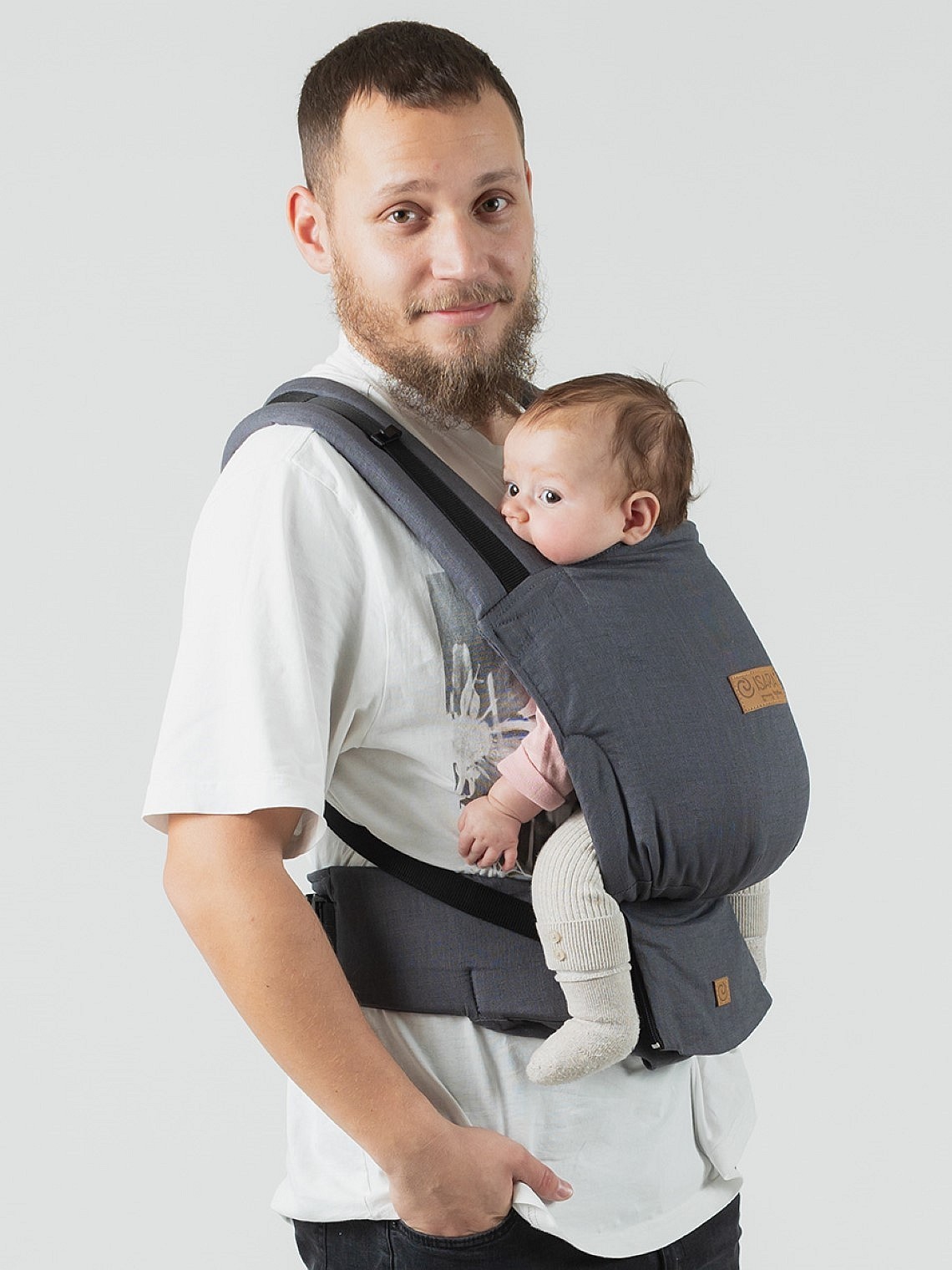 ISARA Quick Full Buckle – easy, fast, and ergonomic baby carrier ISARA Quick Full Buckle – easy, fast, and ergonomic baby carrier