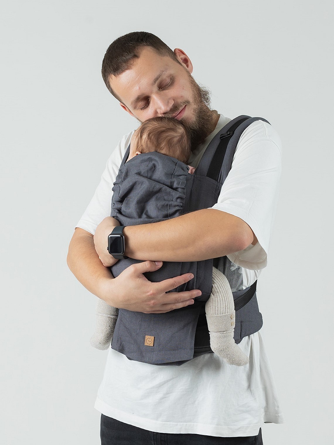 ISARA Quick Full Buckle – easy, fast, and ergonomic baby carrier ISARA Quick Full Buckle – easy, fast, and ergonomic baby carrier