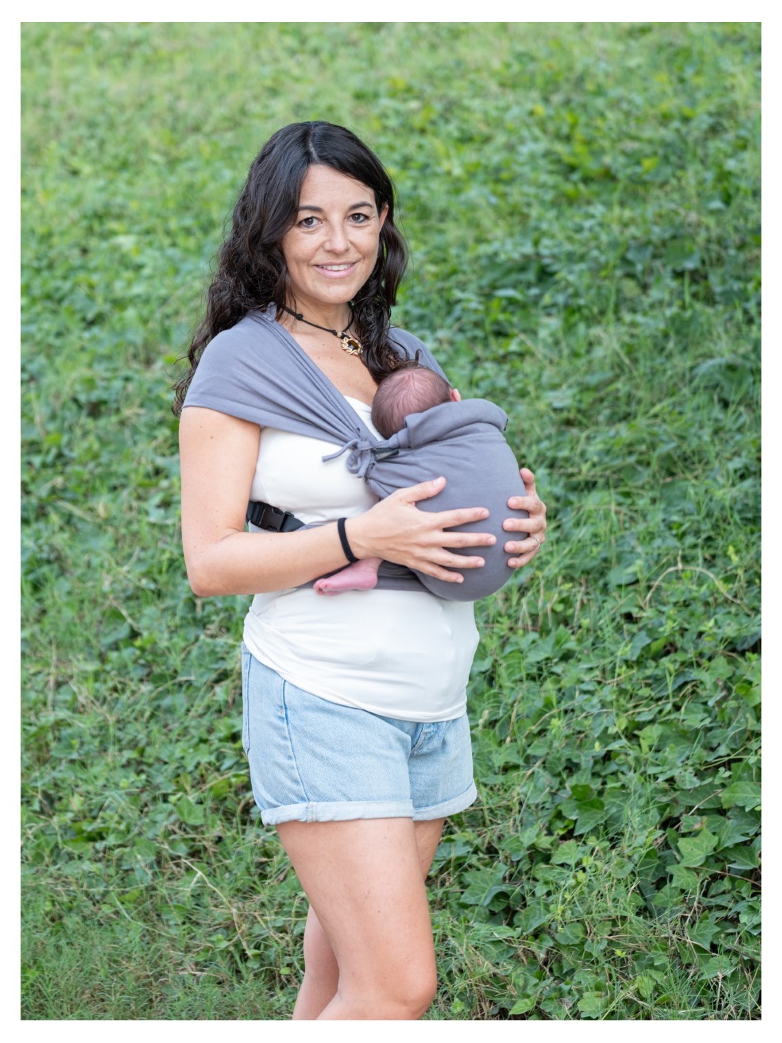 Neko Tiny – kandekott alates 2,5 kg beebidele, venivast kangast ja laiad rihmad Neko Tiny – kandekott alates 2,5 kg beebidele, venivast kangast ja laiad rihmad