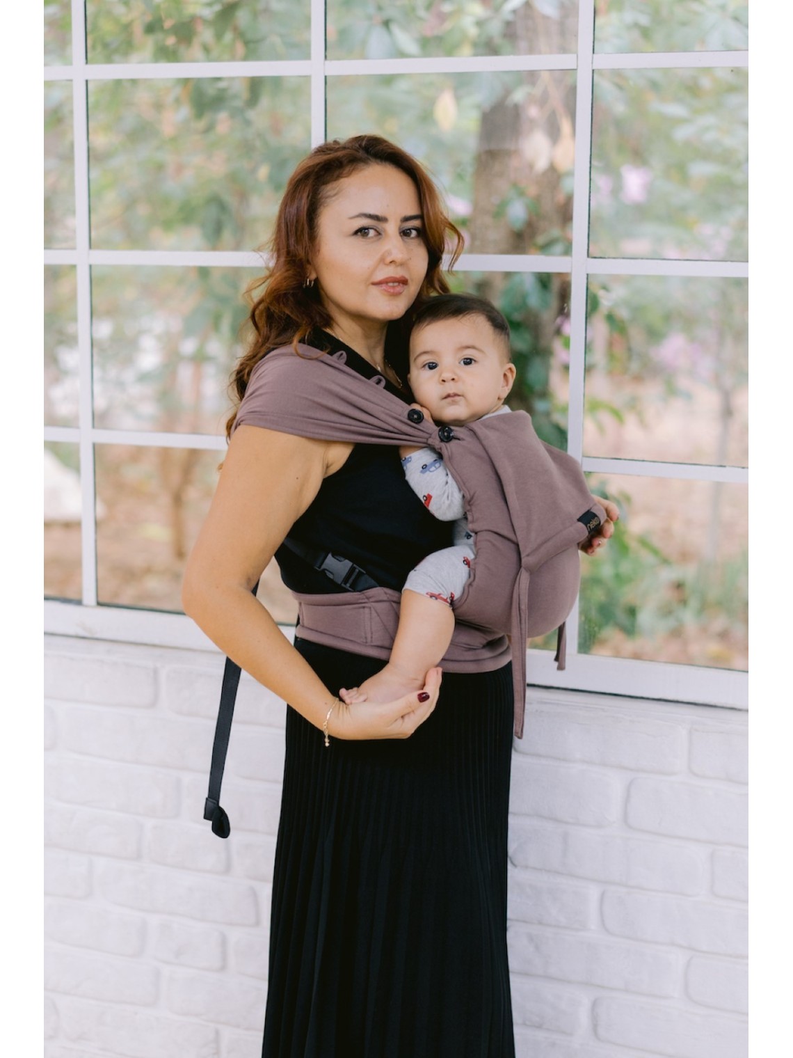 Neko Tiny – newborn baby carrier from 2.5 kg, made of stretchy wrap fabric Neko Tiny – newborn baby carrier from 2.5 kg, made of stretchy wrap fabric