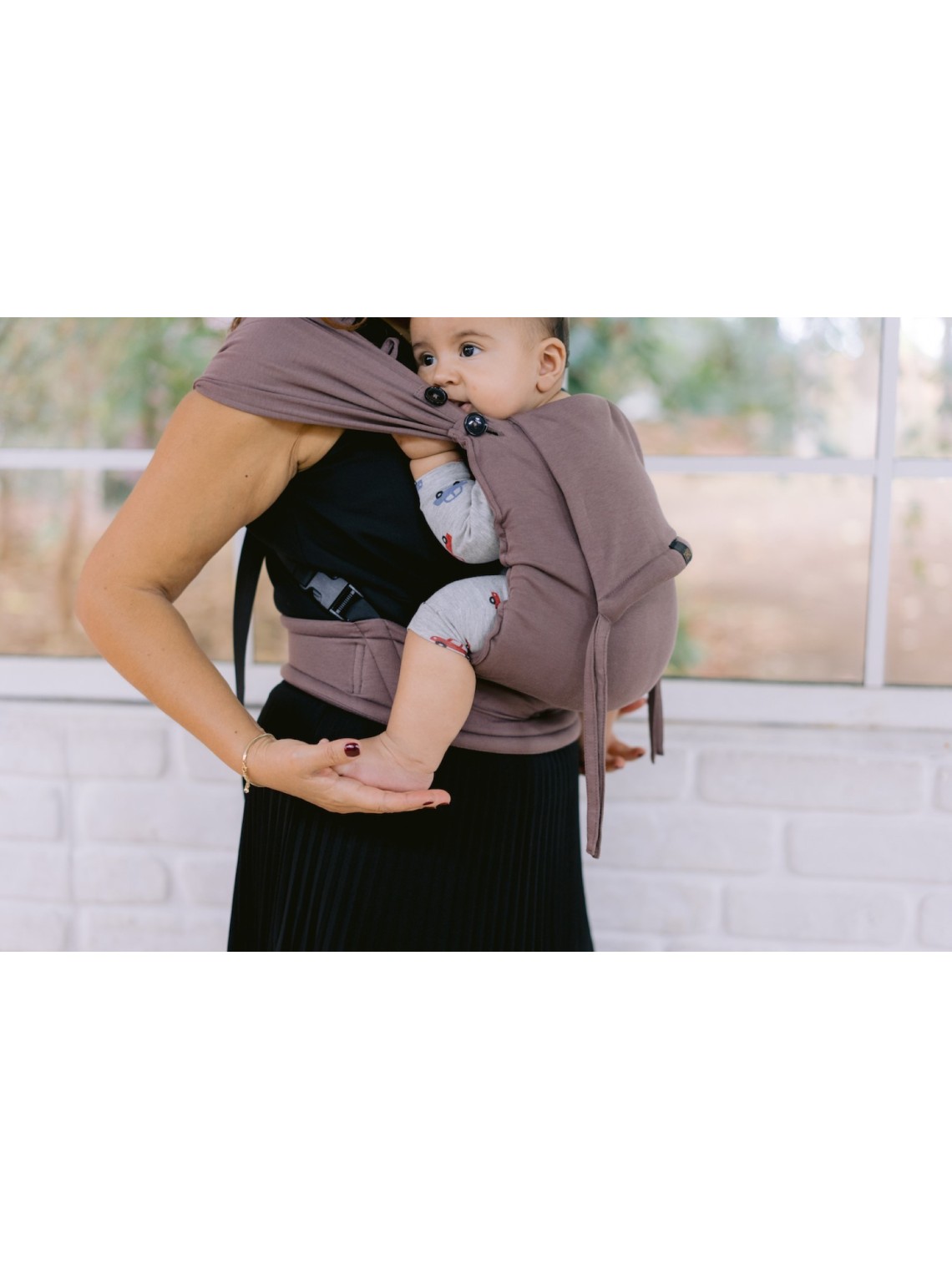 Neko Tiny – newborn baby carrier from 2.5 kg, made of stretchy wrap fabric Neko Tiny – newborn baby carrier from 2.5 kg, made of stretchy wrap fabric