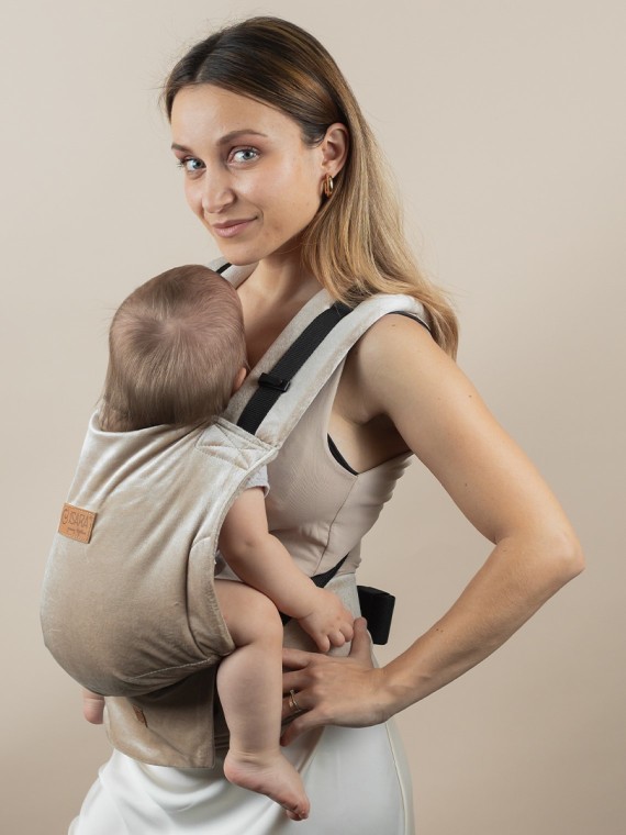 ISARA Quick Full Buckle – easy, fast, and ergonomic baby carrier