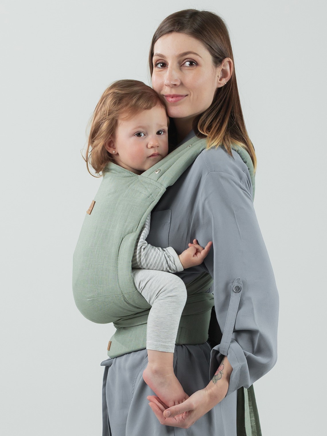 ISARA Quick Half Buckle – hybrid baby carrier with buckle and wrap flexibility