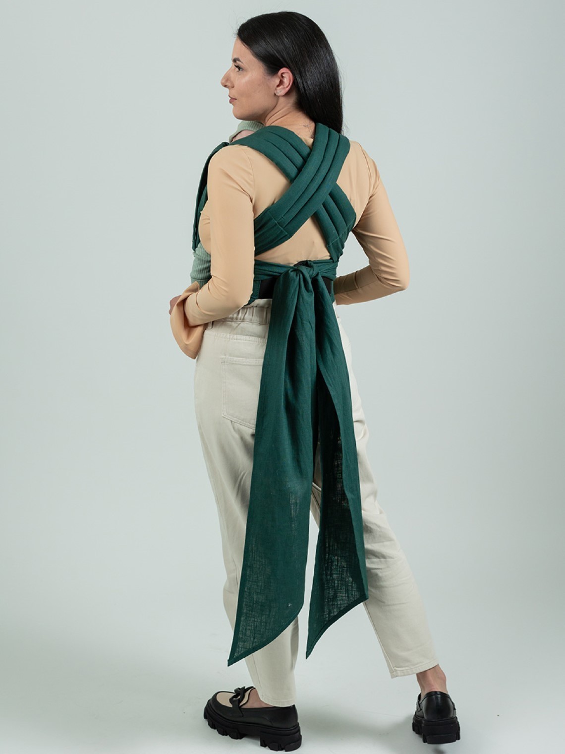 ISARA Quick Half Buckle – hybrid baby carrier with buckle and wrap flexibility ISARA Quick Half Buckle – hybrid baby carrier with buckle and wrap flexibility