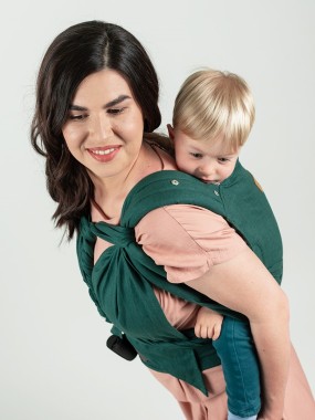ISARA Quick Half Buckle – hybrid baby carrier with buckle and wrap flexibility ISARA Quick Half Buckle – hybrid baby carrier with buckle and wrap flexibility