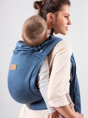ISARA Quick Half Buckle – hybrid baby carrier with buckle and wrap flexibility ISARA Quick Half Buckle – hybrid baby carrier with buckle and wrap flexibility