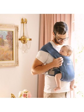 Ergobaby Embrace – soft and compact newborn carrier Ergobaby Embrace – soft and compact newborn carrier